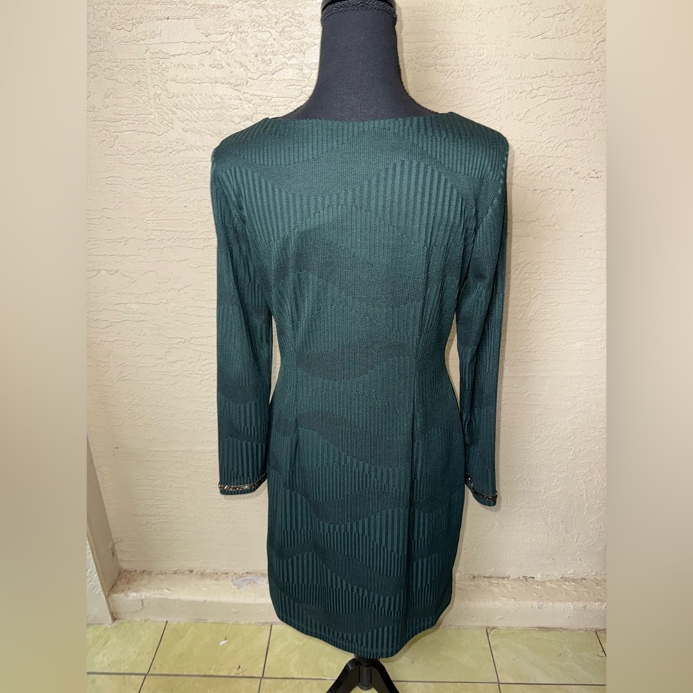 Foley’s Petite Emerald Green Sheath Dress Beaded Cuff Keyhole- 8P‎ - Picture 10 of 10